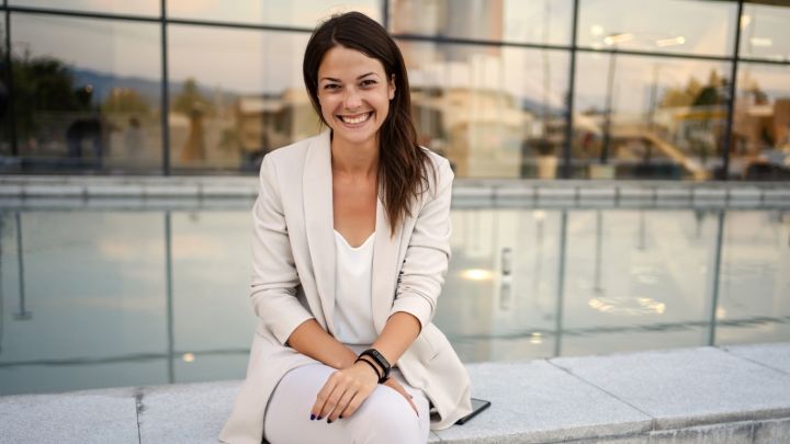 woman smiling she got finance